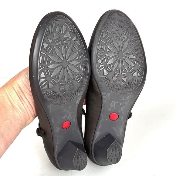 Camper Kim 21241 London Brown Leather
Mary Jane Pumps size 36 US 6 - Picture 12 of 16